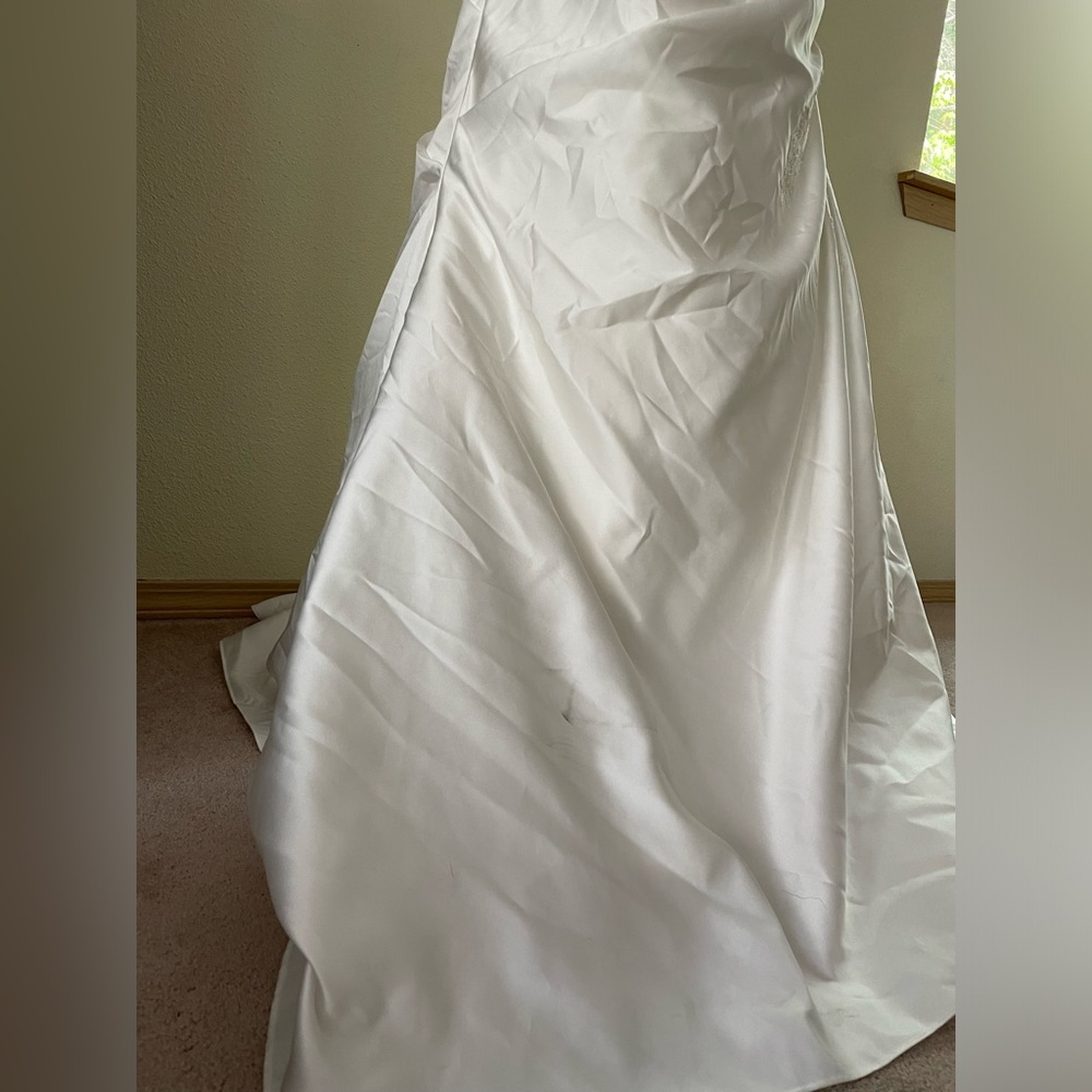 Symphony of Venus wedding gown dress ivory A-Line NWT ~ - Picture 11 of 13